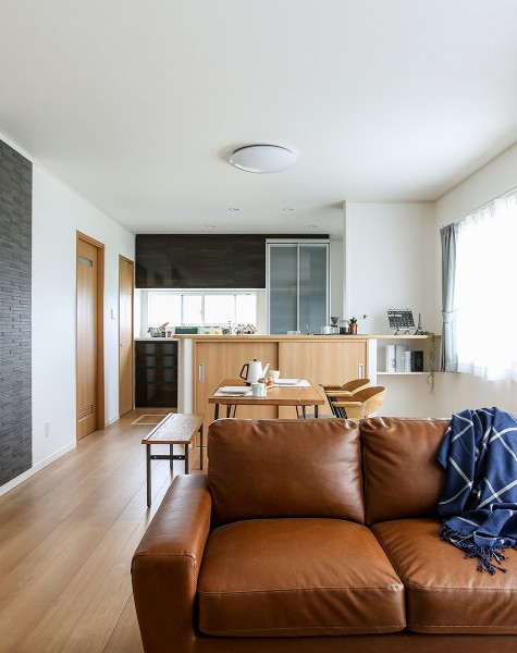 家族の希望を詰め込んだナチュラルモダンな住まい