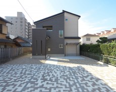 2世帯でもスッキリ暮らせる収納力のある家