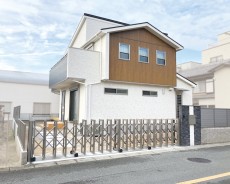 特製スケルトン階段が自慢の家