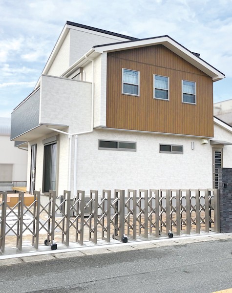 特製スケルトン階段が自慢の家