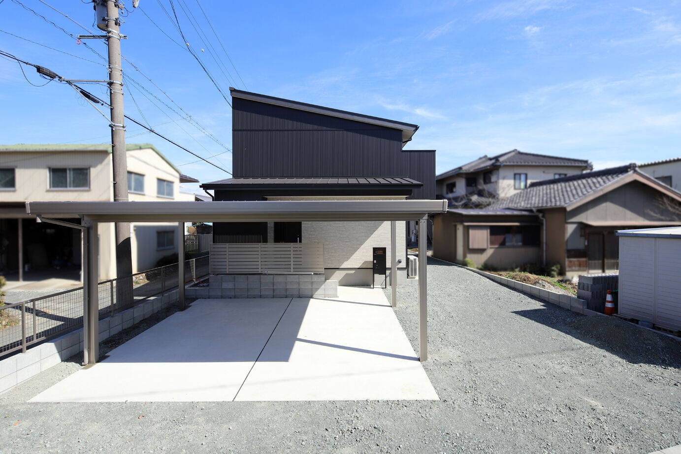親族が集まる大型リビングのある暮らし